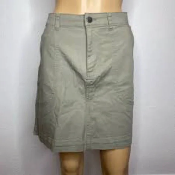Patagonia skirt size 10 like new condition Classic/straight/summer/outdoor - Picture 2 of 5